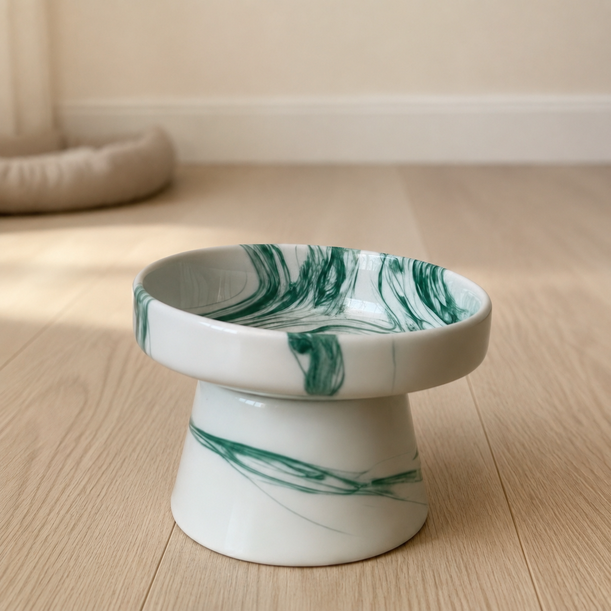 Handmade Elevated Ceramic Pet Bowl – Wide Whisker-Friendly Cat & Dog Bowl – 350 ml