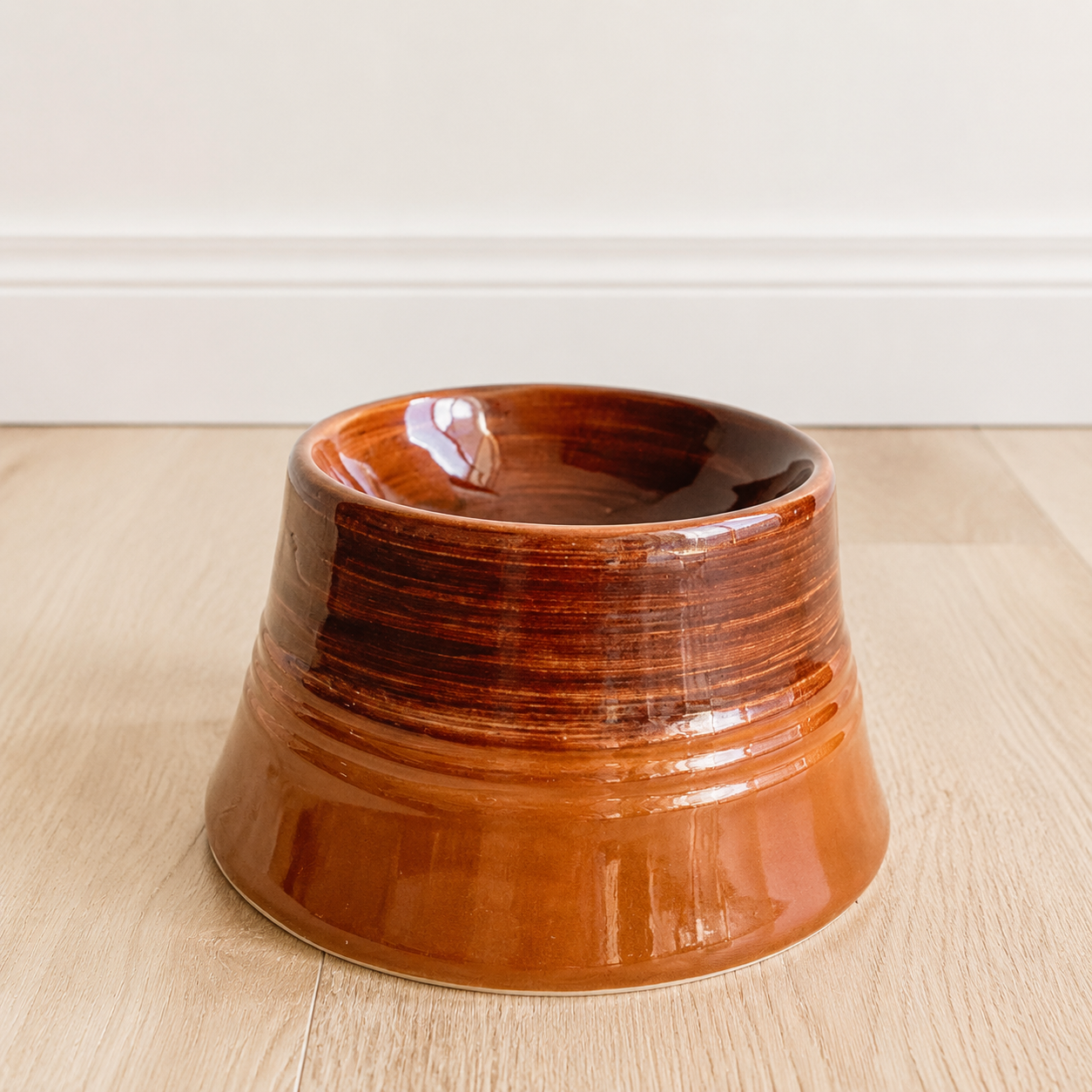 Terralora Terra Tilt Ceramic Pet Bowl – 700 ml