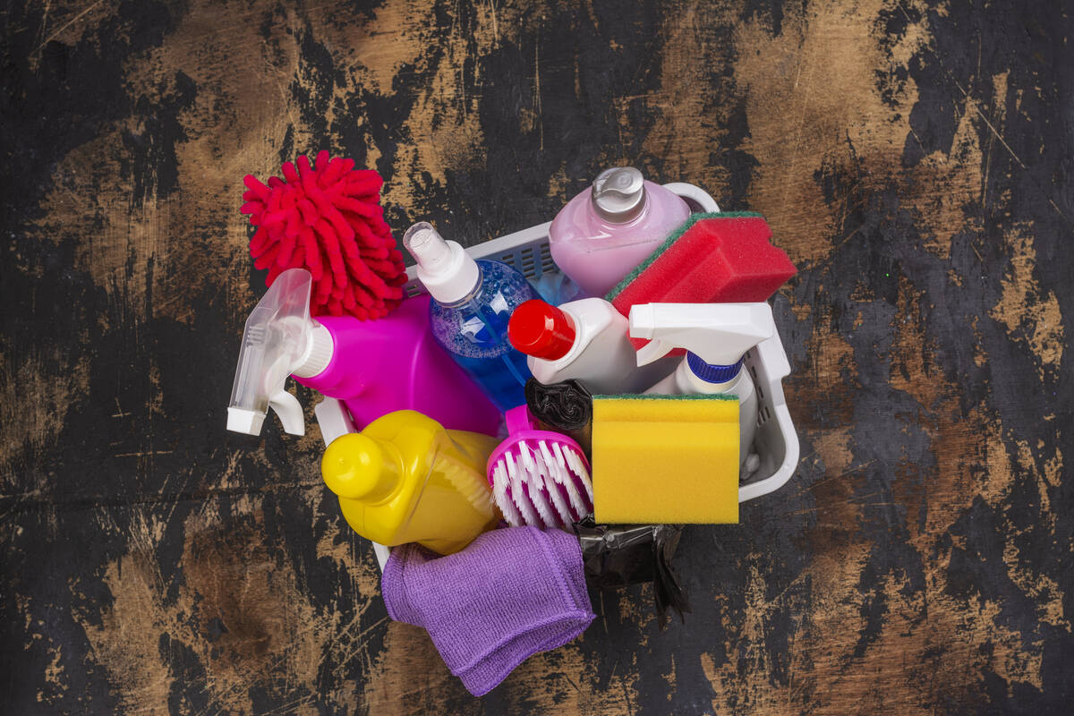 Chemical cleaning products
